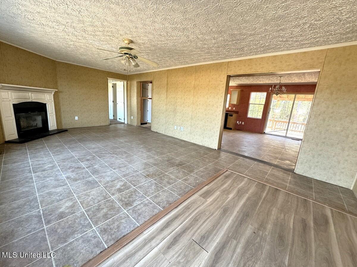 19378 North Shaw Road Saucier, MS 39574 - Photo 2 of 14 Living