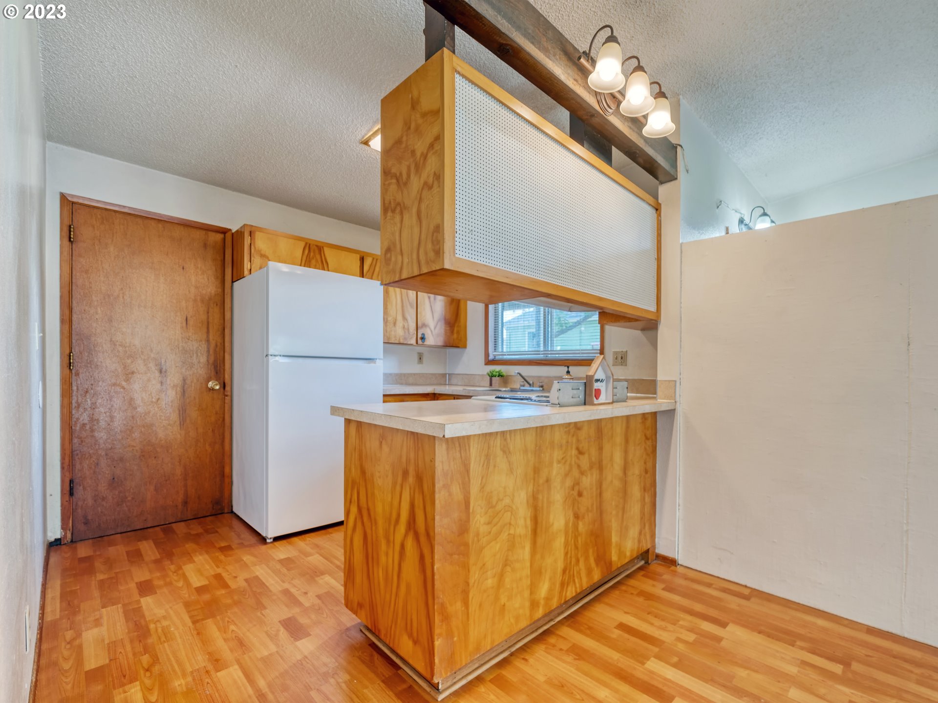 582 Cardinal Way Springfield, OR 97477 - Photo 9 of 30