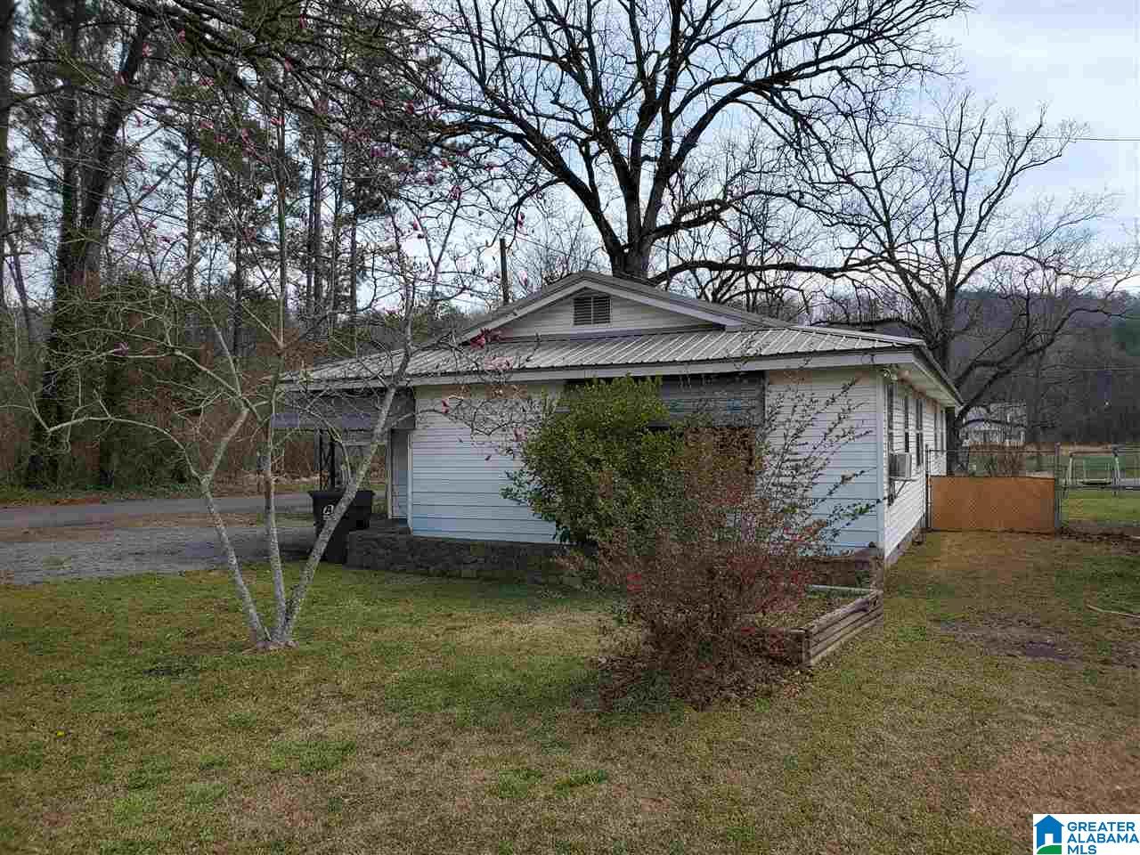 115 9th Street Ashville, AL 35953 - Photo 1 of 16