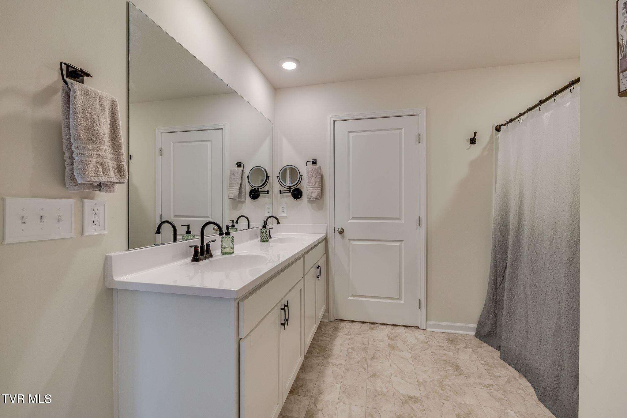 806 Barley Loop Jonesborough, TN 37659 - Photo 24 of 33 024