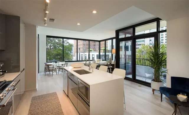 $4,145 | 693 Peachtree Street Northeast, Unit 14E, Atlanta, GA 30308