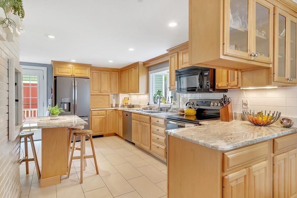 11 Kilsythe Road Arlington, MA 02476 - Photo 8 of 35 Gallery Image 8