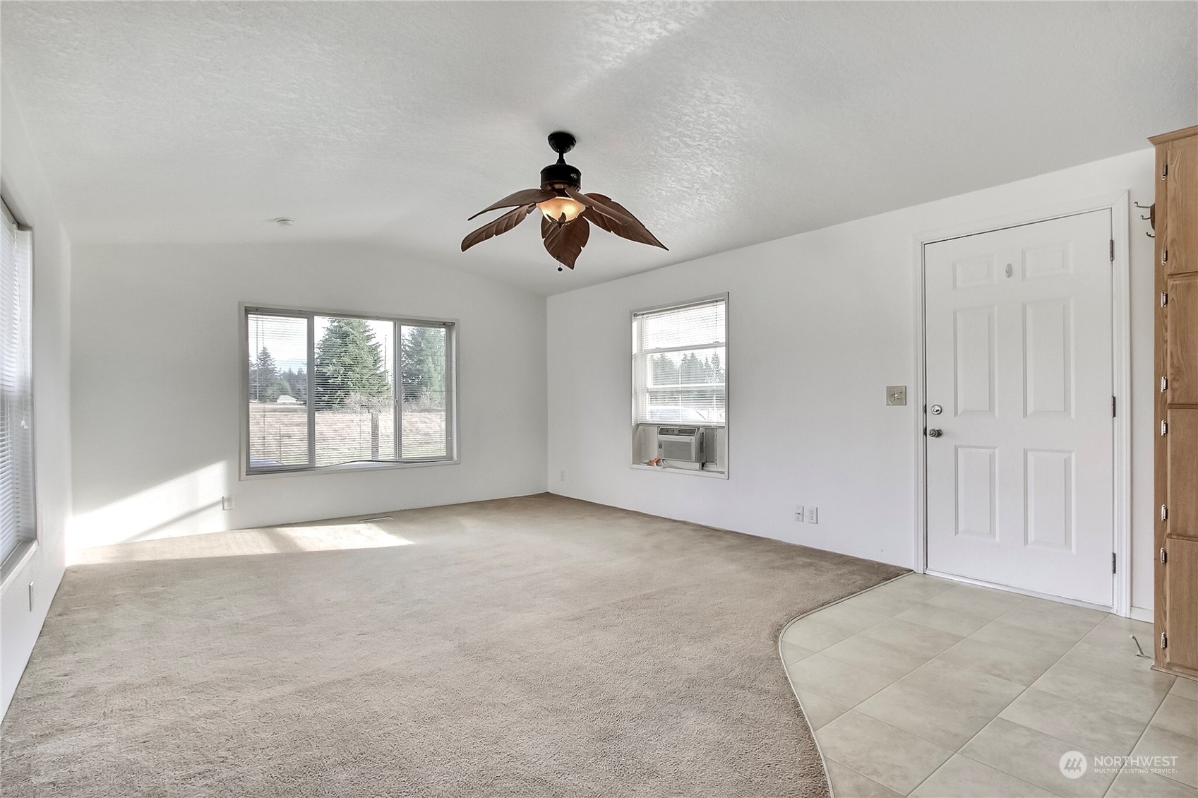 18042 Sargent Road Southwest, Unit 4 Rochester, WA 98579 - Photo 4 of 15