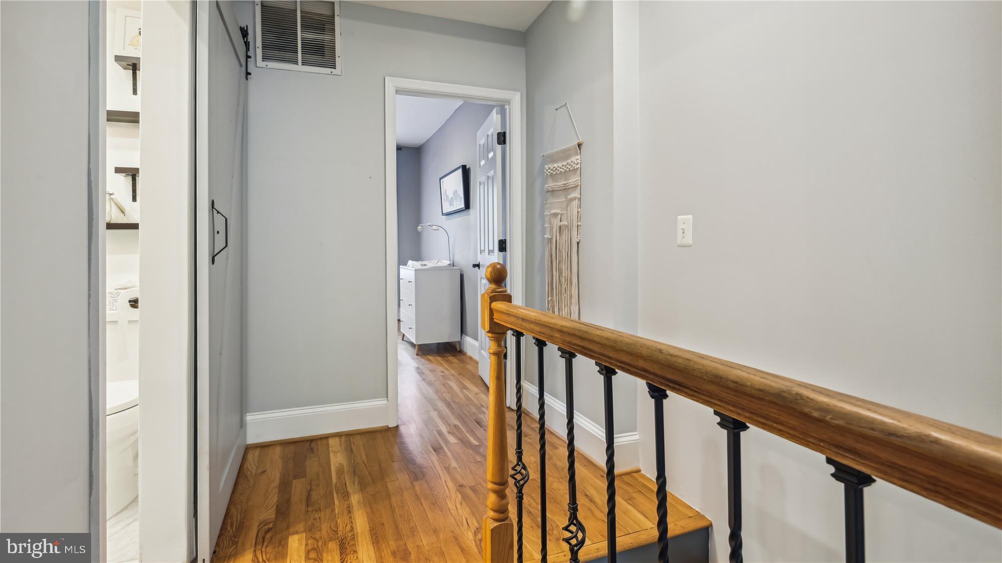 716 13th Street Southeast Washington, DC 20003 - Photo 14 of 37