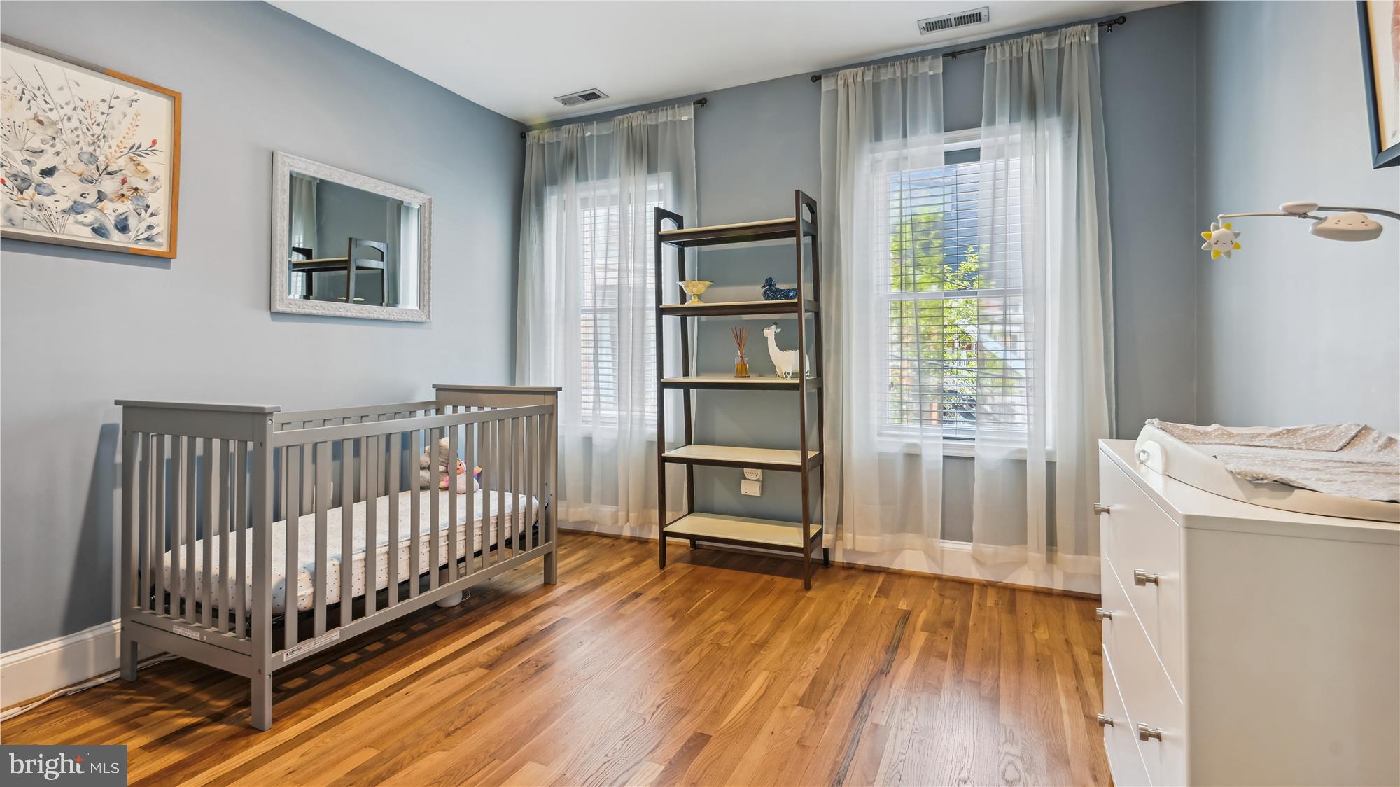 716 13th Street Southeast Washington, DC 20003 - Photo 15 of 37