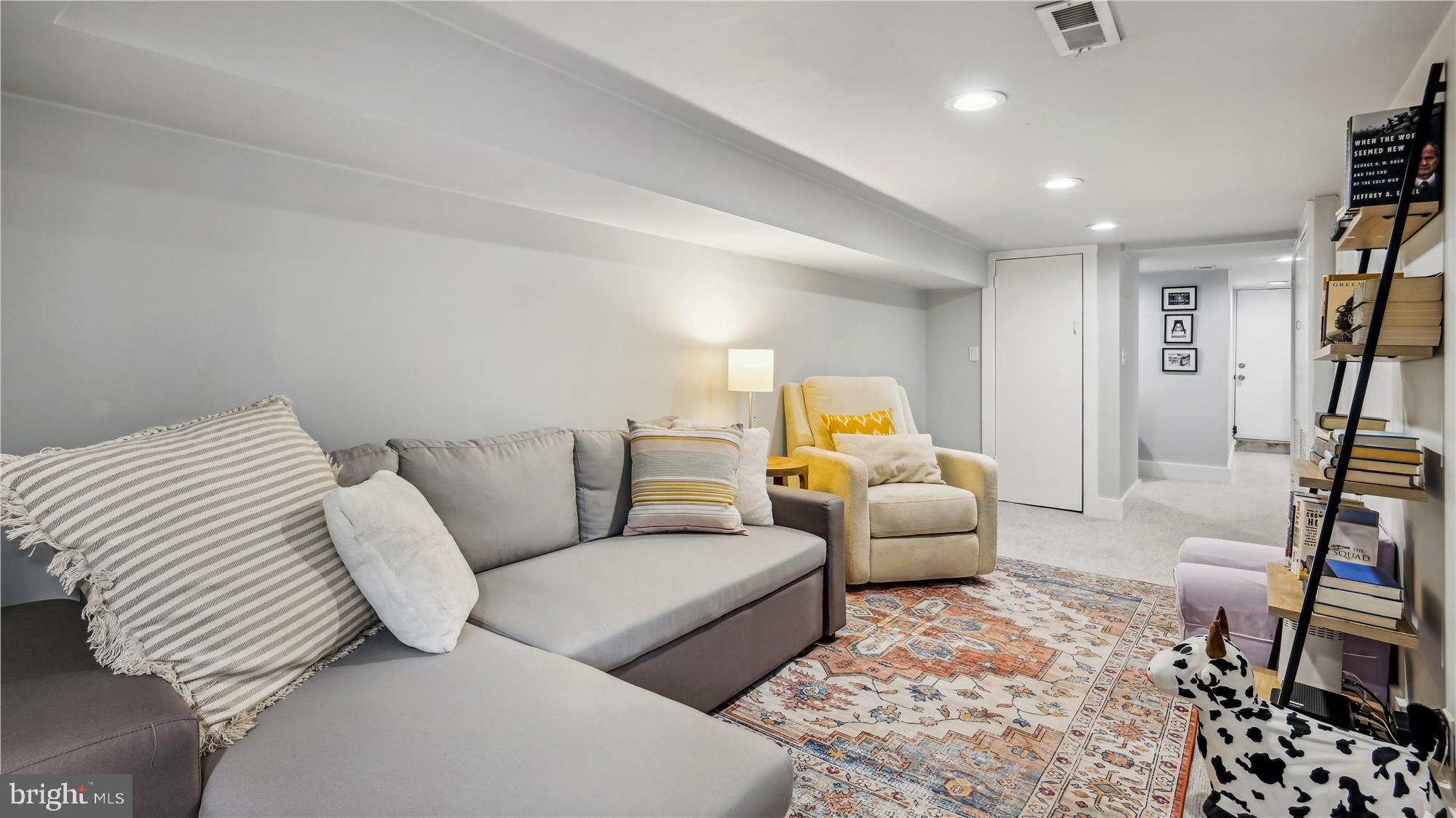 716 13th Street Southeast Washington, DC 20003 - Photo 24 of 37