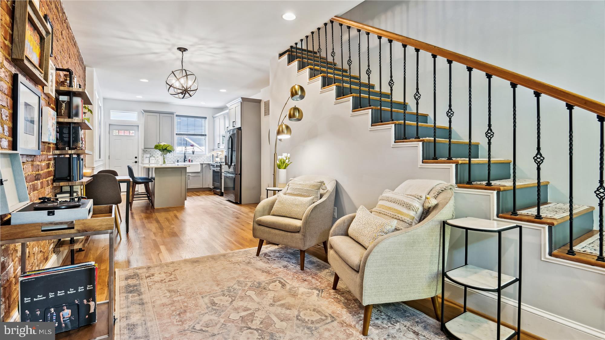 716 13th Street Southeast Washington, DC 20003 - Photo 3 of 37