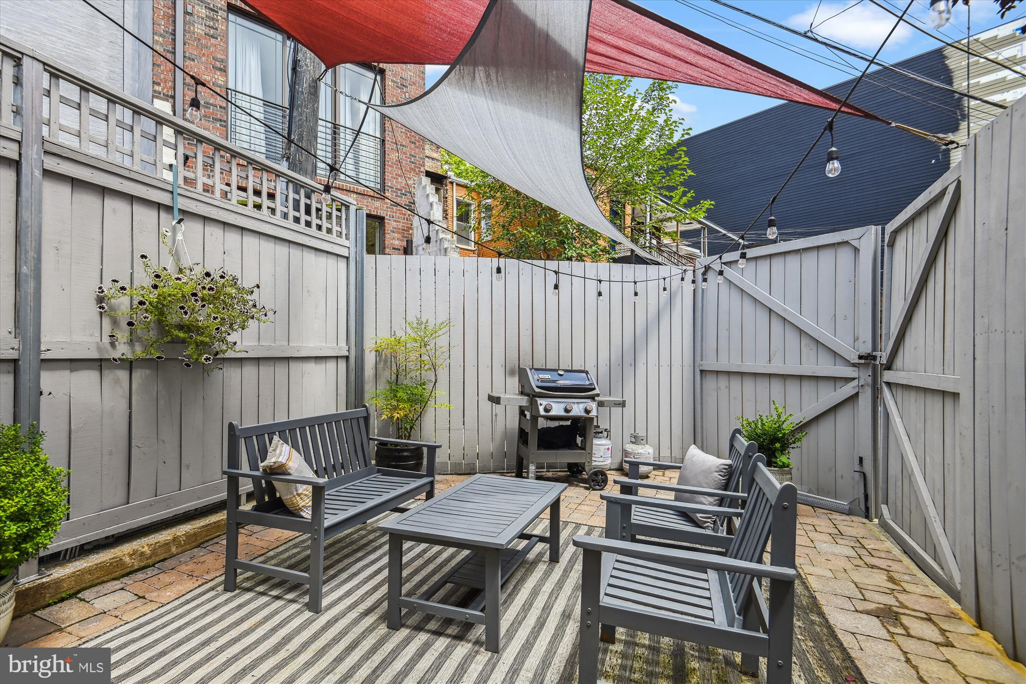 716 13th Street Southeast Washington, DC 20003 - Photo 31 of 37