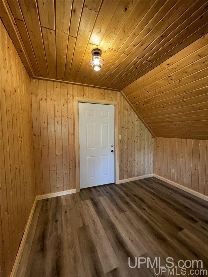 4340 18th Road Escanaba, MI 49829 - Photo 33 of 49 Gallery Image 33