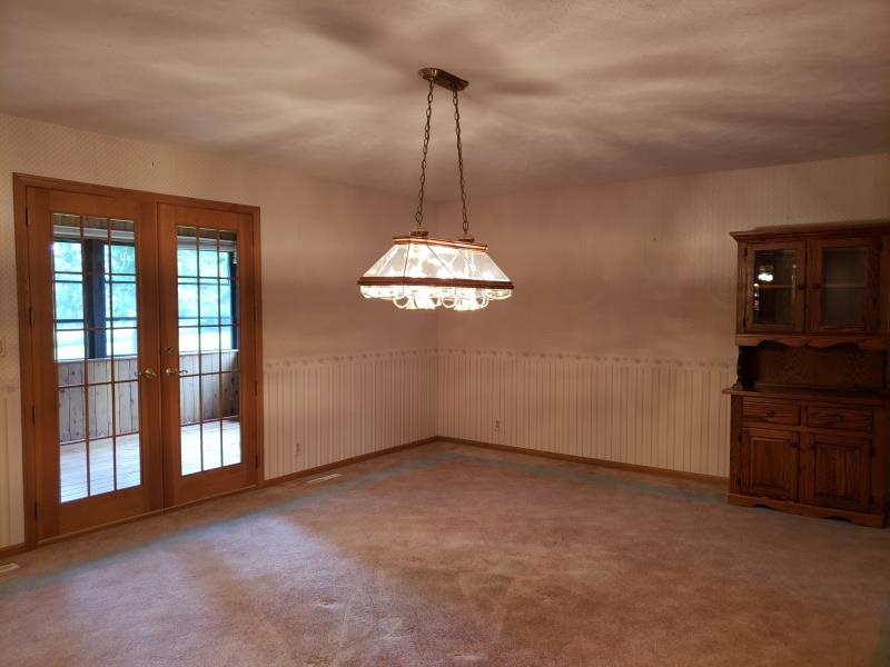 17347 Stimes Road Capron, IL 61012 - Photo 10 of 25 a view of an empty room with a window