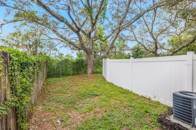 $1,700 | 6211 Oak Cluster Circle, Tampa, FL 33634