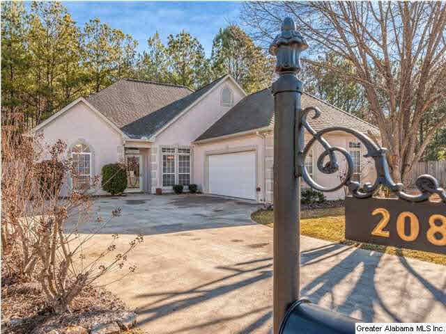 208 Creden Circle Alabaster, AL 35007 - Photo 1 of 31