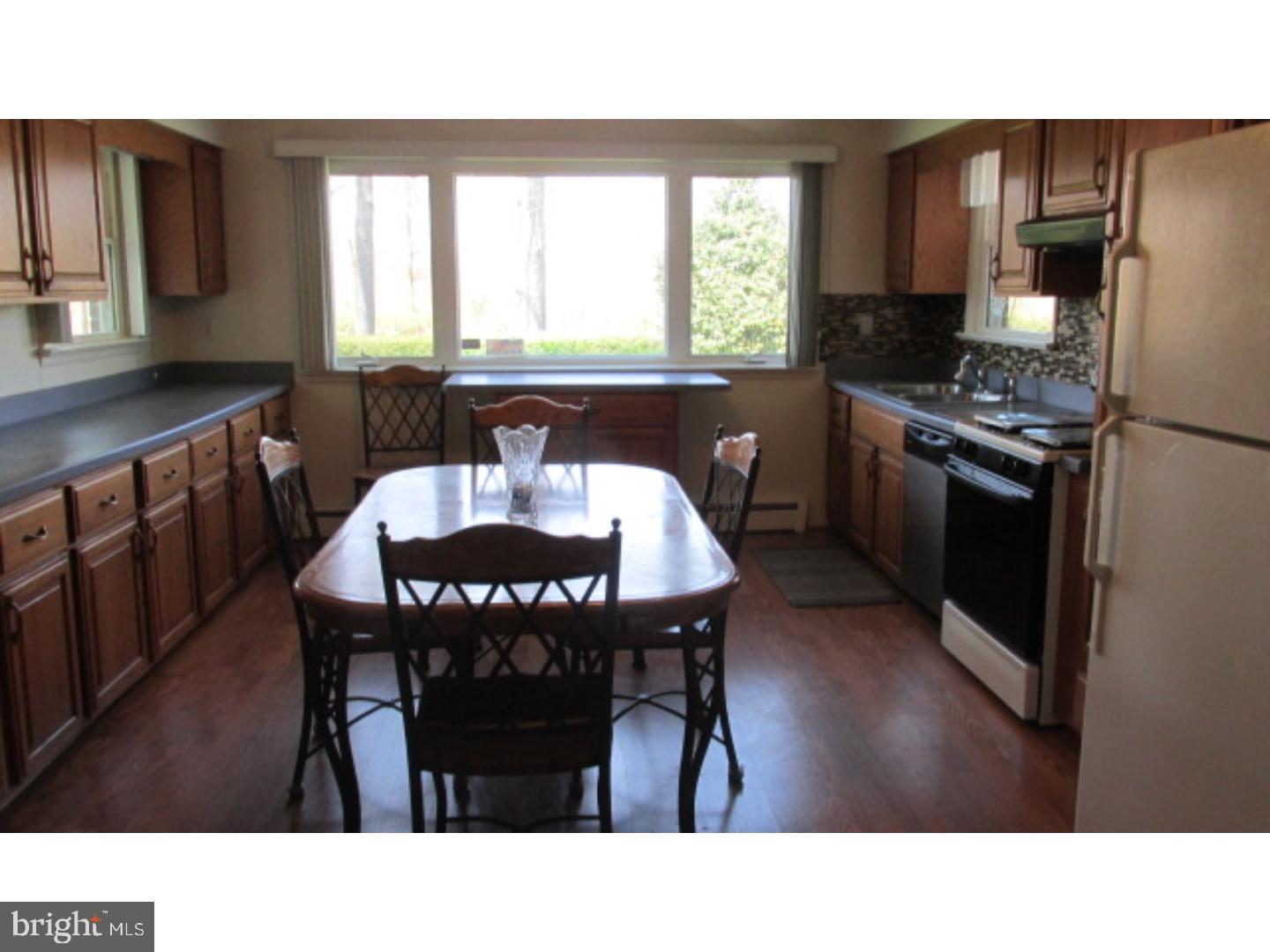16 Ridge Road Southampton, NJ 08088 - Photo 7 of 22 Kitchen