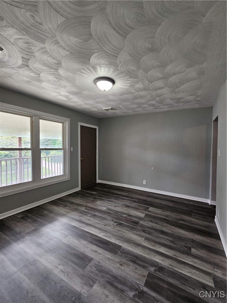 330 Gilbert Street Utica, NY 13501 - Photo 21 of 39