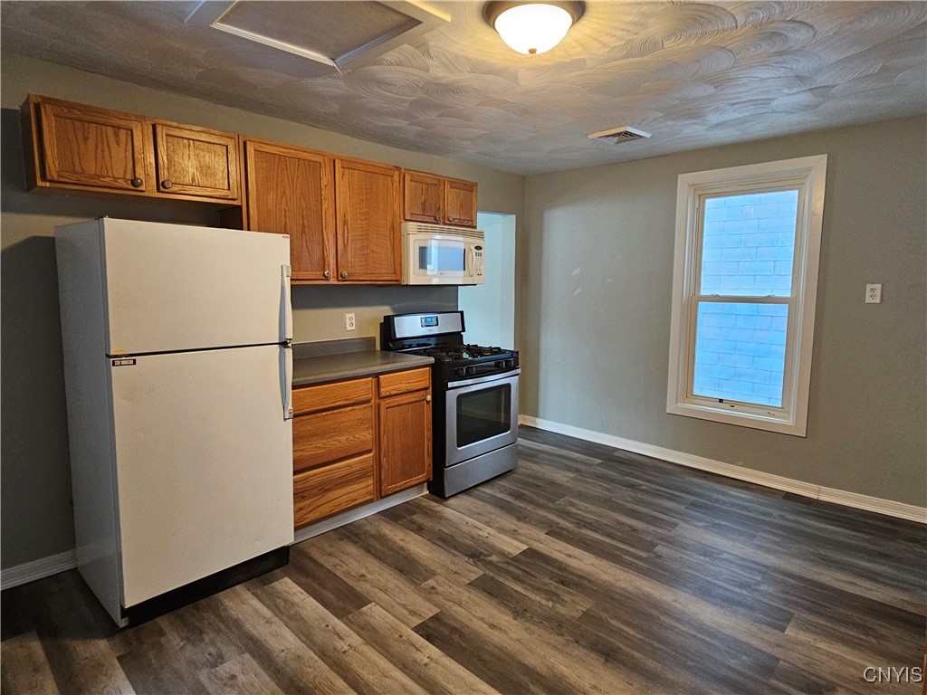 330 Gilbert Street Utica, NY 13501 - Photo 31 of 39