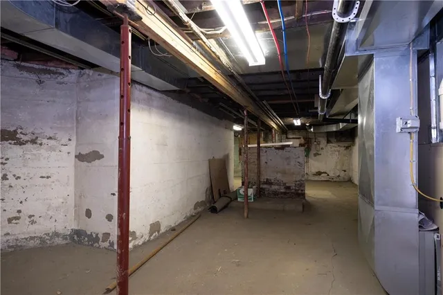 $2,050 | 232 3rd Avenue, Unit 3, Carnegie, PA 15106