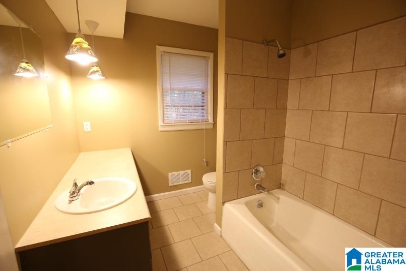 536 Ferndale Road Birmingham, AL 35235 - Photo 3 of 10