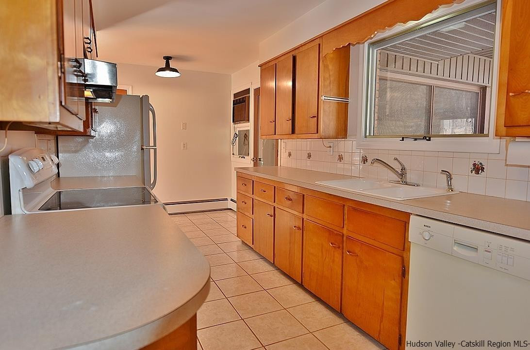534 Old Post Road Esopus, NY 12561 - Photo 5 of 18 Photo 5