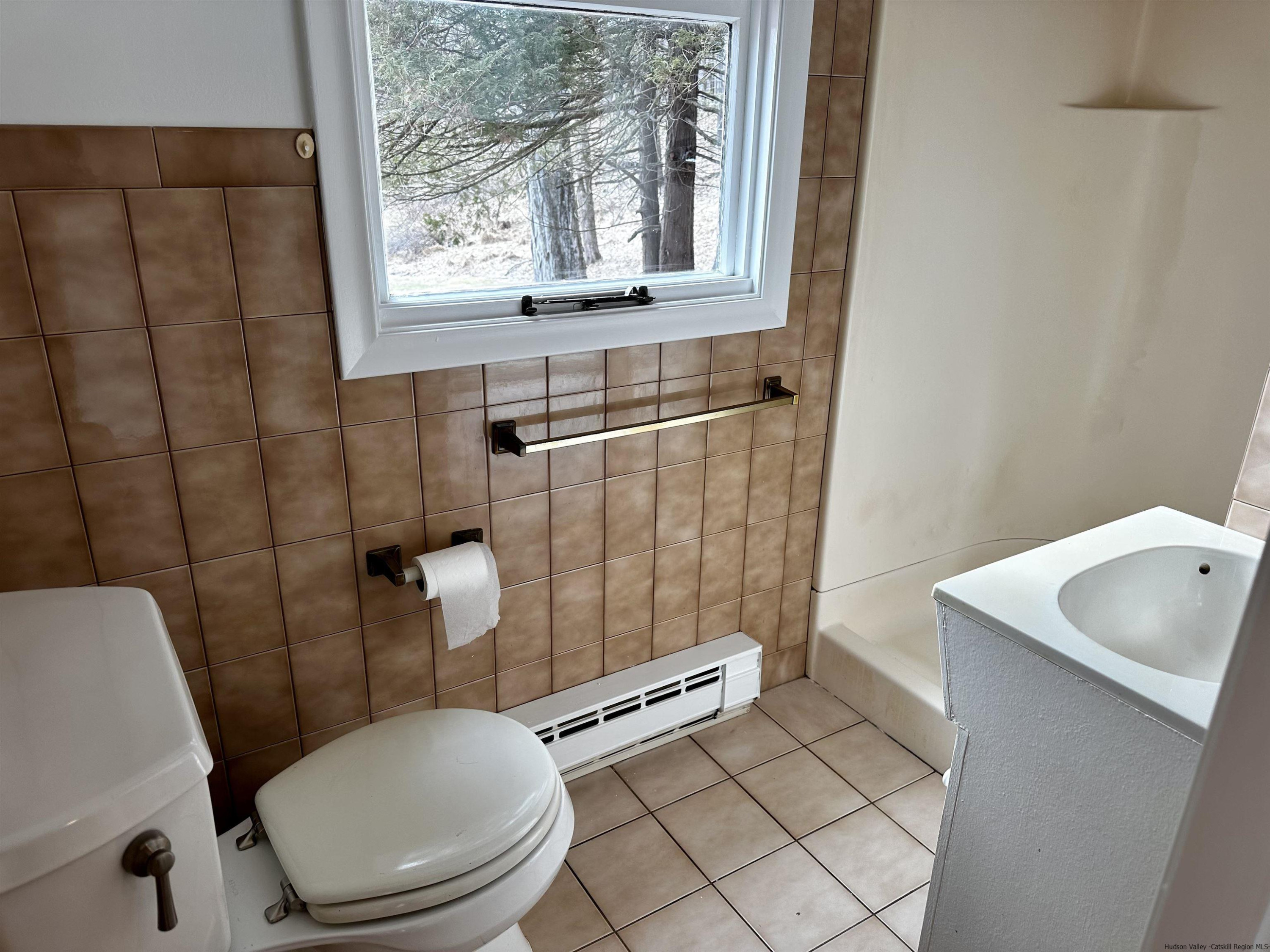 534 Old Post Road Esopus, NY 12561 - Photo 7 of 18 Photo 7