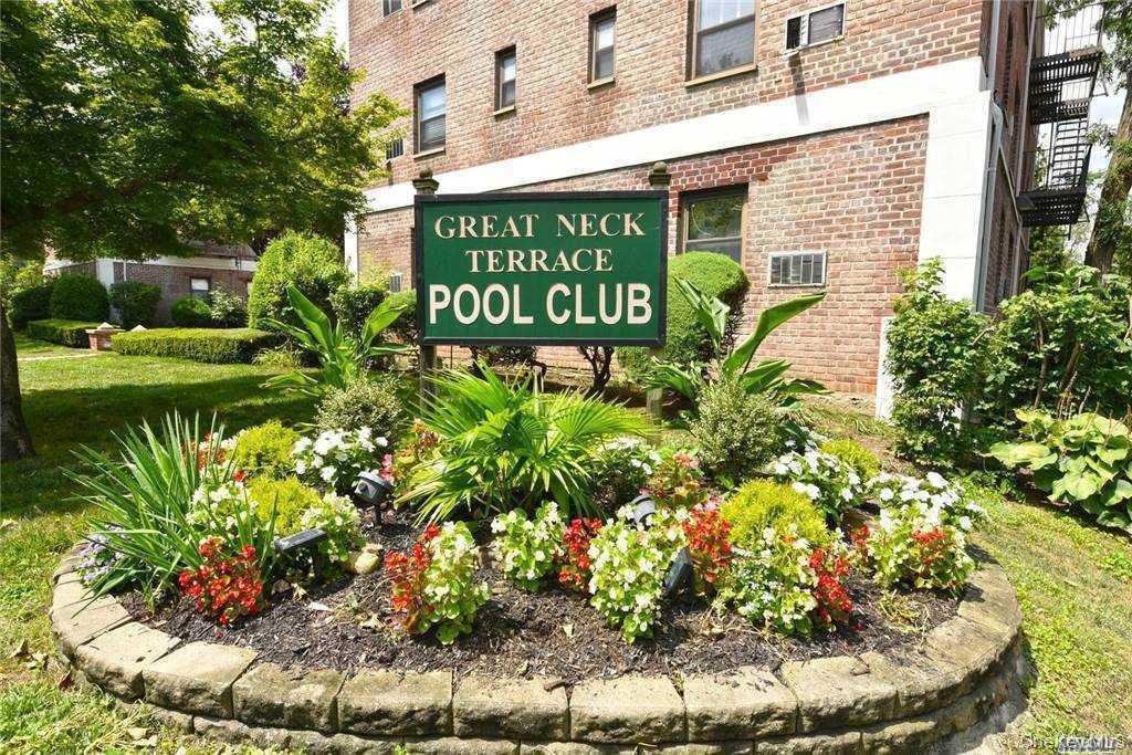 1 Terrace Circle, Unit 3F Great Neck, NY 11021 - Photo 3 of 5