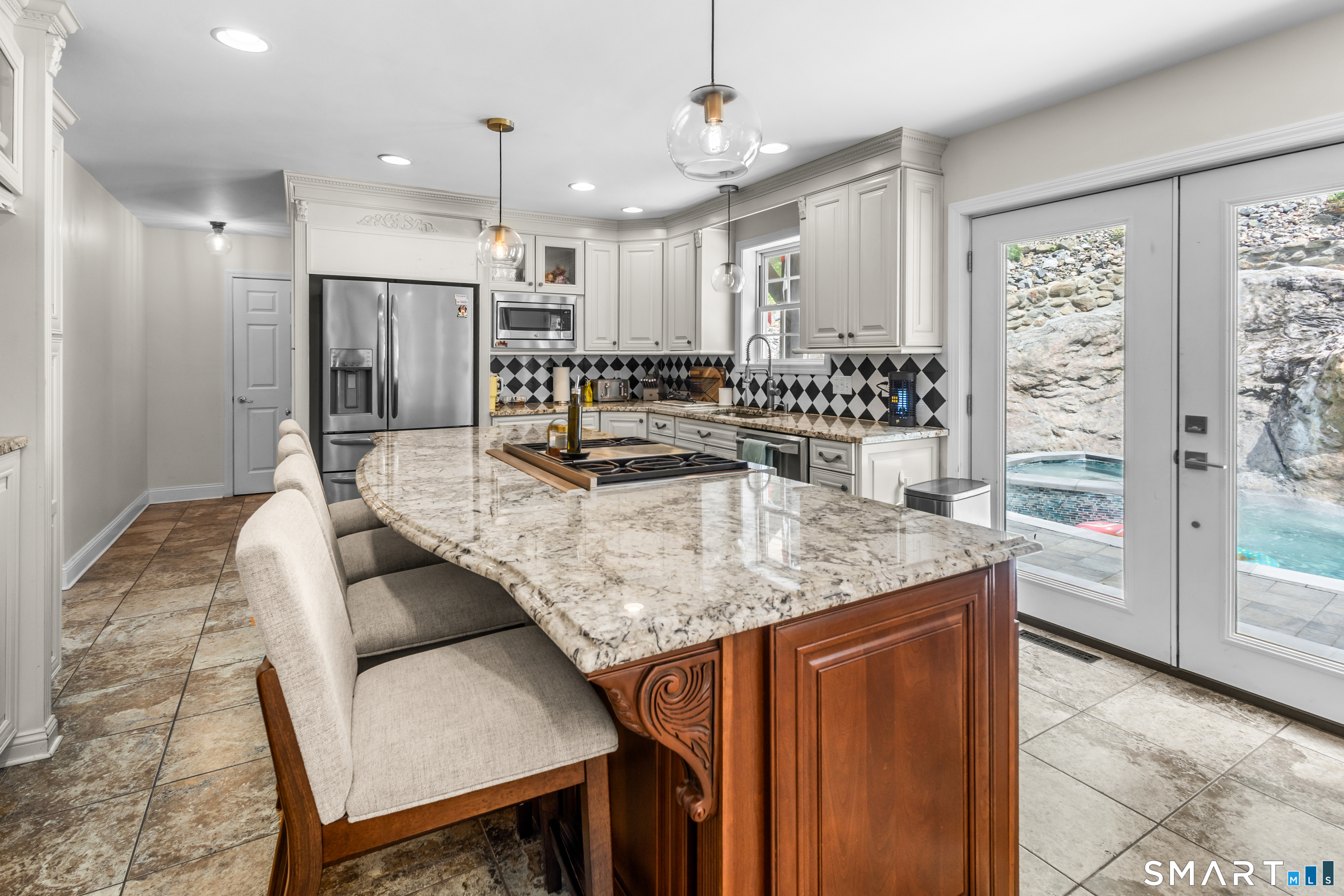 205 Country Club Road Waterbury, CT 06708 - Photo 8 of 38 Gallery Image 8