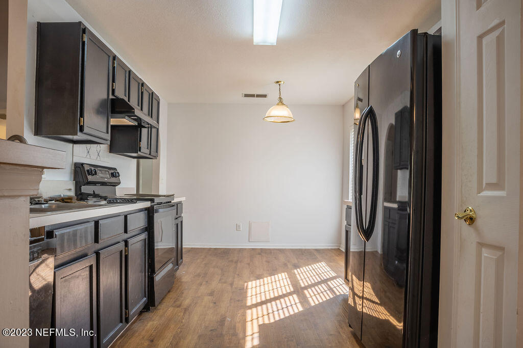 KITCHEN-VIEW1