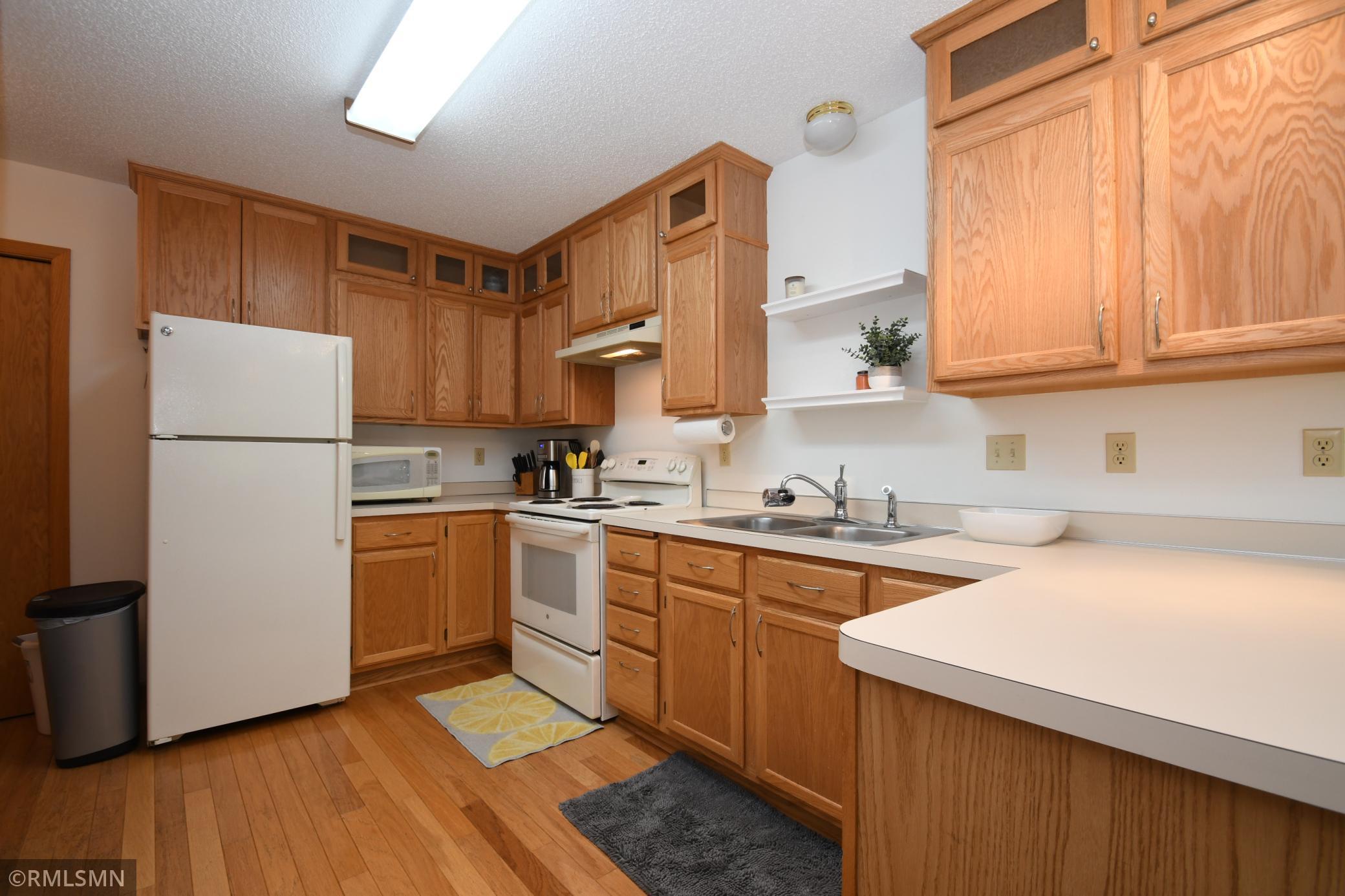 4138 Beaver Dam Road, Unit 164 Eagan, MN 55122 - Photo 1 of 15