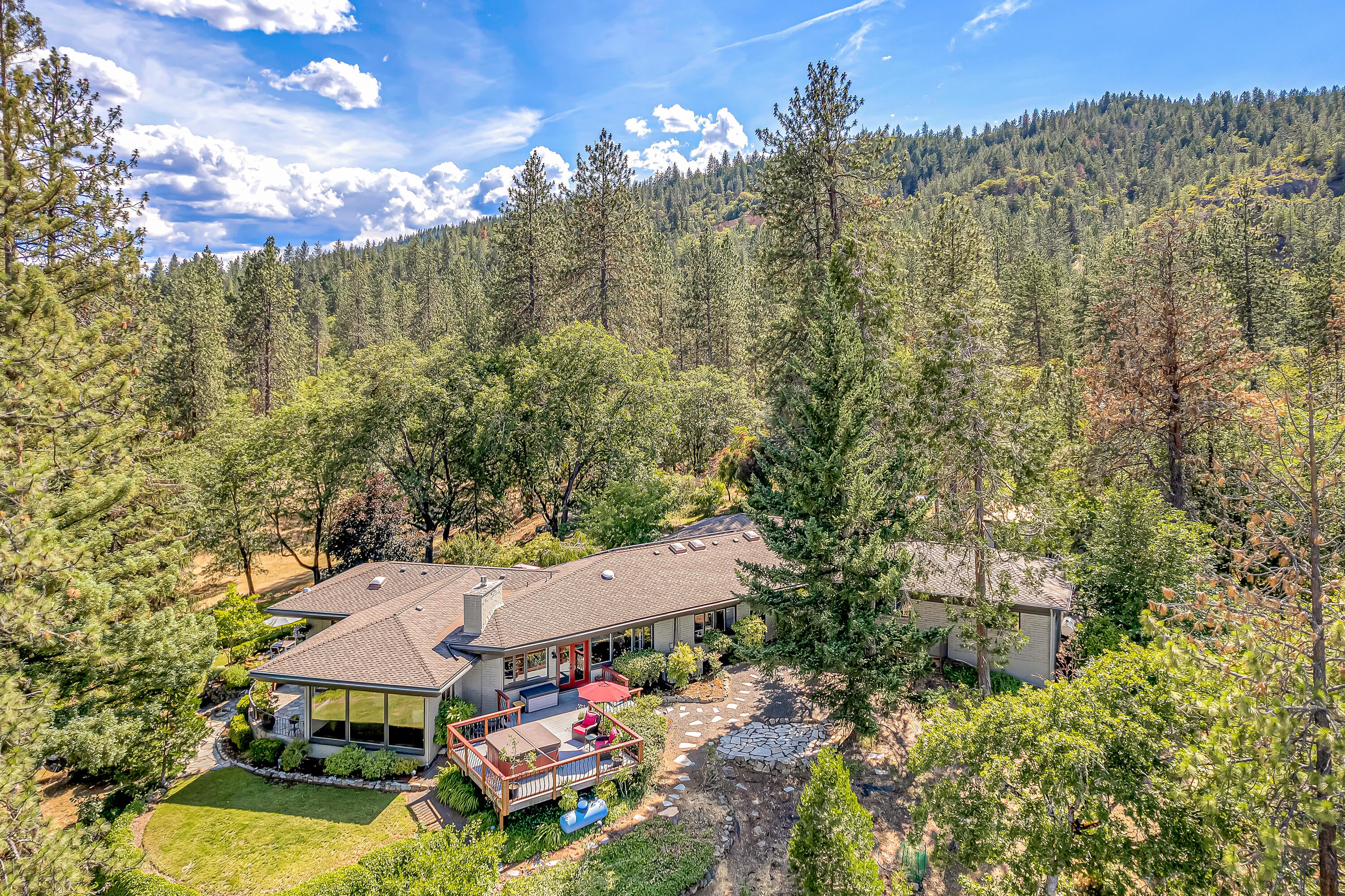 3658 Old Military Road Central Point, OR 97502 - Photo 1 of 47 3658 Old Military Rd, Central Point, OR