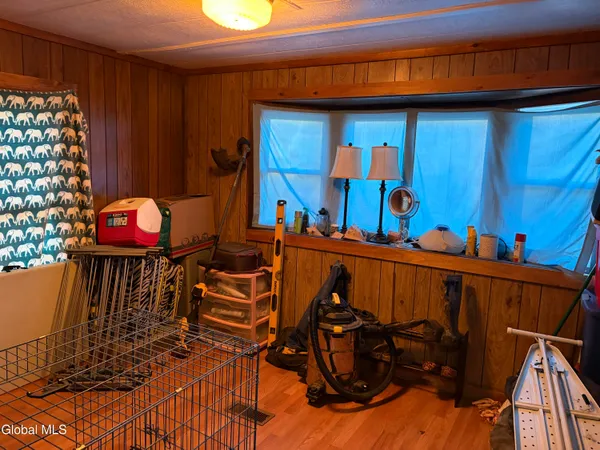 $299,000 | 63-140 Lemayville Way, Hampton, NY 12887