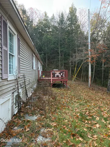 $329,000 | 63-140 Lemayville Way, Hampton, NY 12887