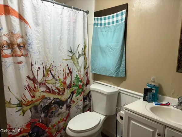 $299,000 | 63-140 Lemayville Way, Hampton, NY 12887