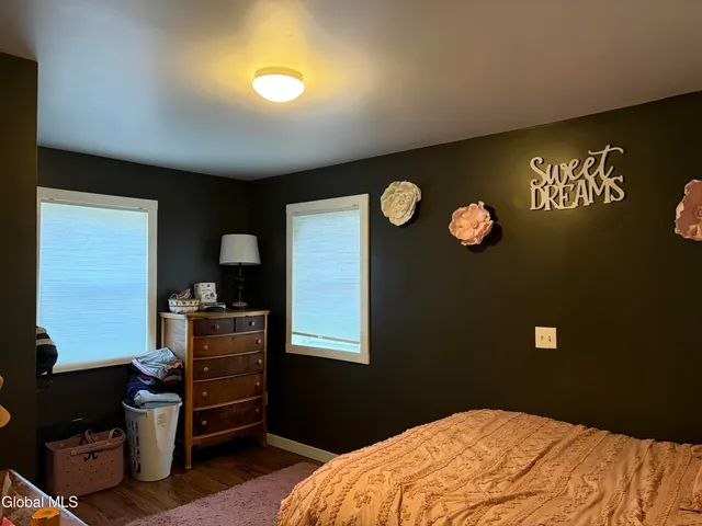 $329,000 | 63-140 Lemayville Way, Hampton, NY 12887