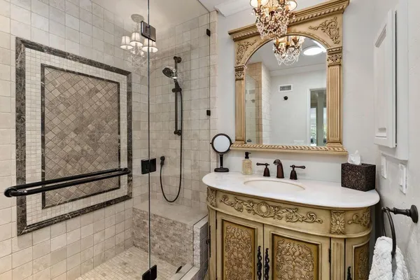 $1,735,000 | 3298 Mercer Lane, San Diego, CA 92122