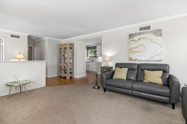 $1,735,000 | 3298 Mercer Lane, San Diego, CA 92122