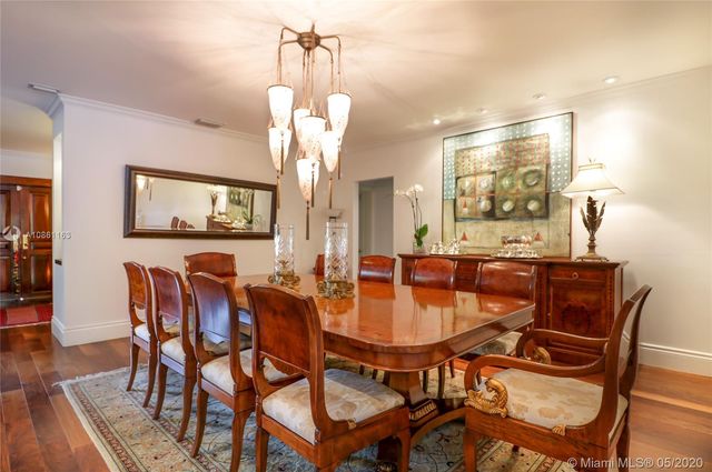 $2,200,000 | 901 North Greenway Drive, Coral Gables, FL 33134