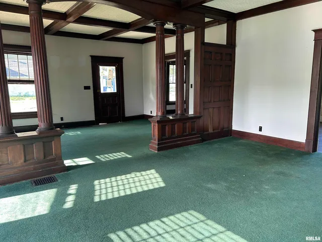 $32,513 | 211 East Lindell Street, West Frankfort, IL 62896