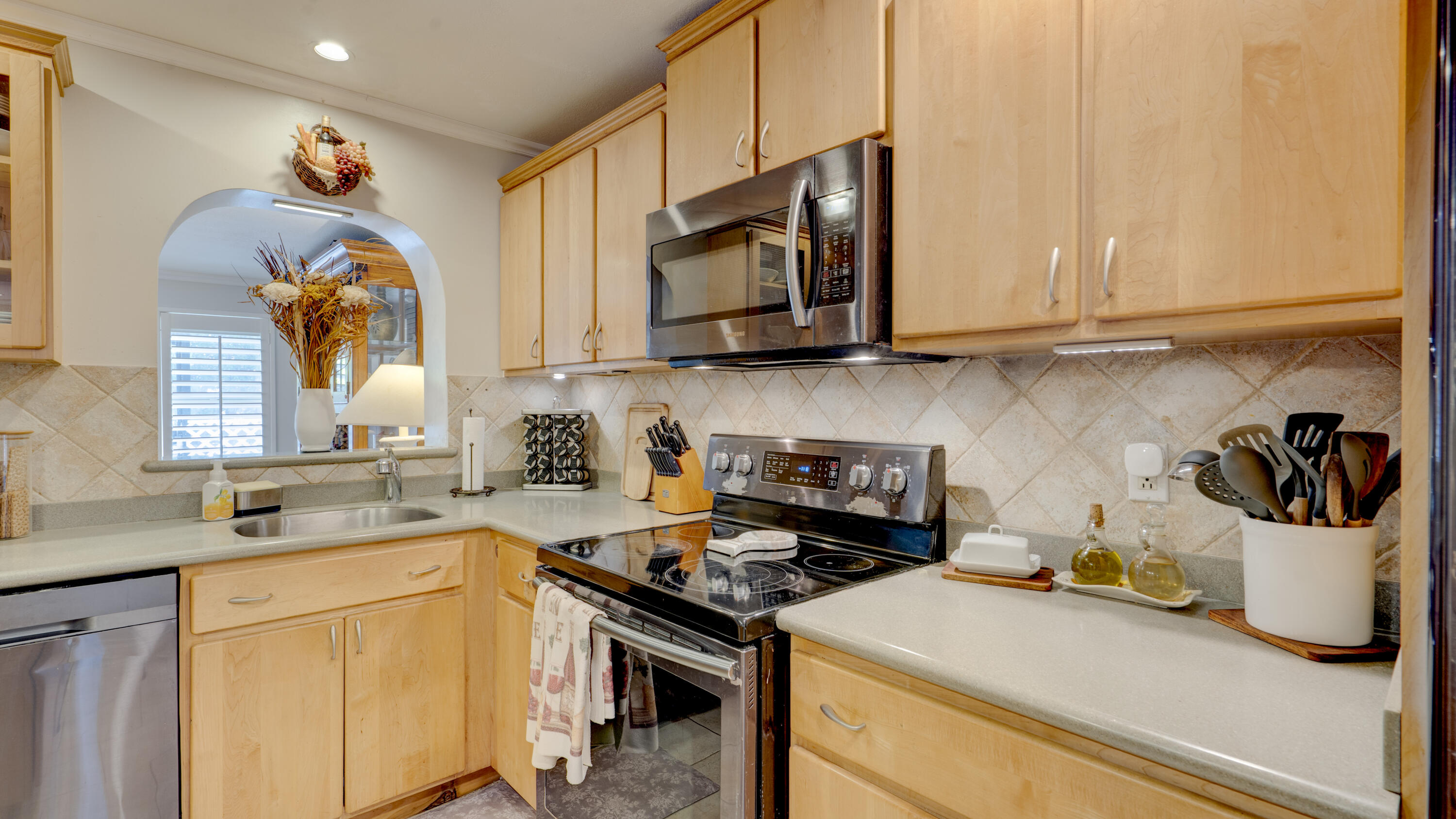 150 Azalea Street Tavernier, FL 33070 - Photo 7 of 65 150 Azalea St. plantation key FL 33070-7