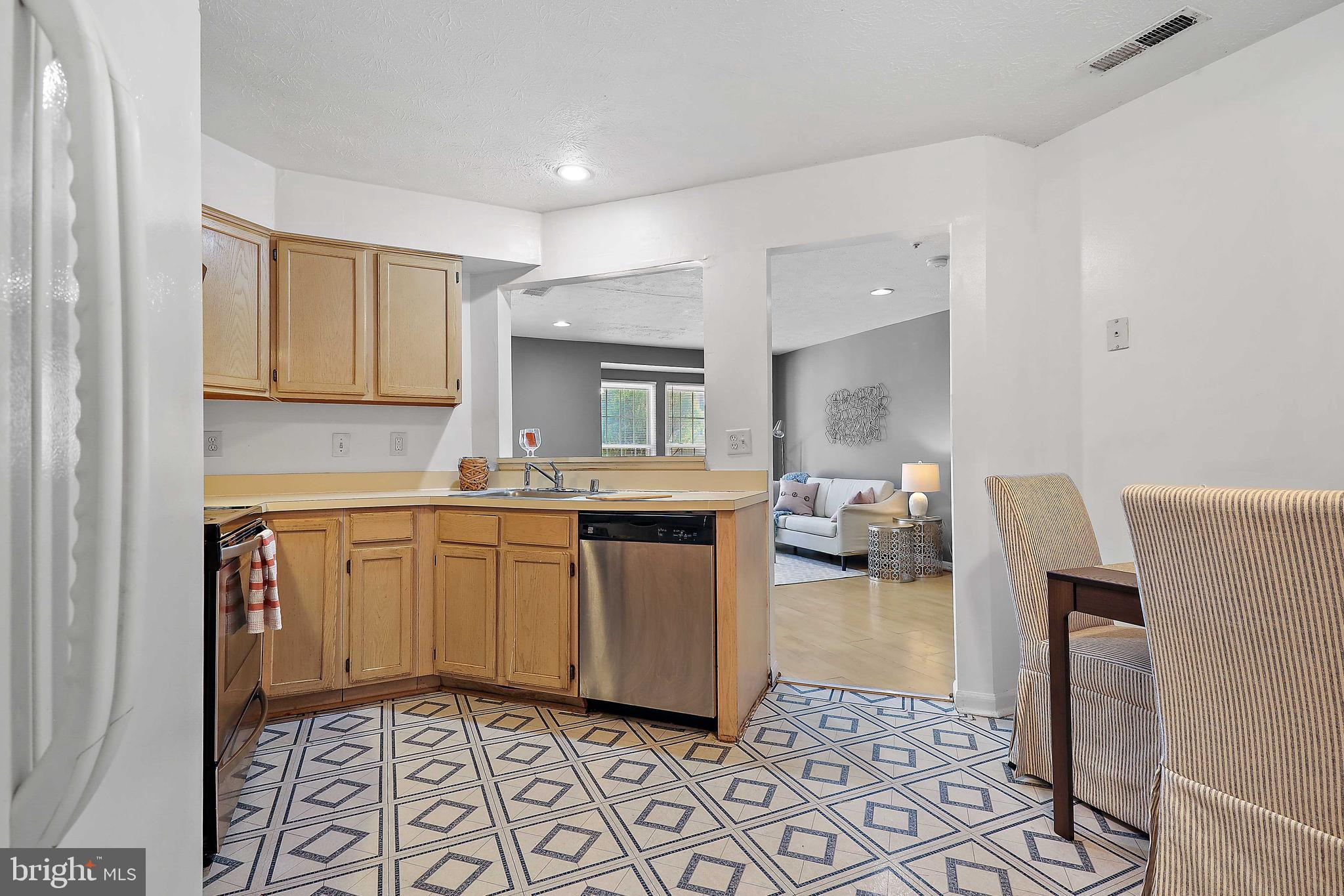 4232 Maple Path Circle, Unit 18 Nottingham, MD 21236 - Photo 11 of 24 Kitchen