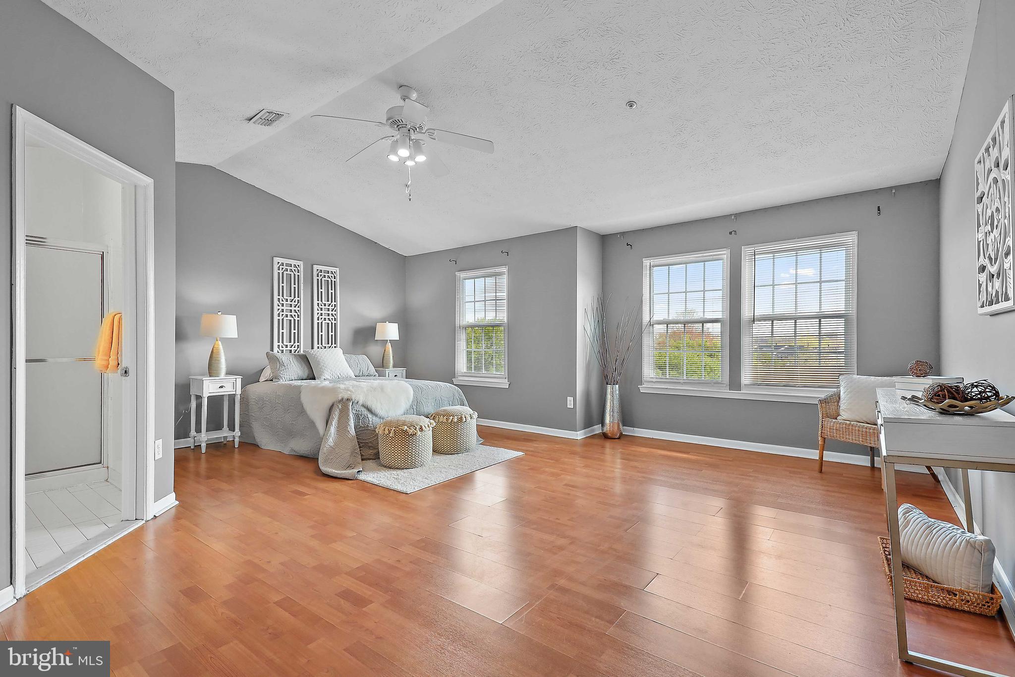 4232 Maple Path Circle, Unit 18 Nottingham, MD 21236 - Photo 19 of 24 Large Primary Bedroom