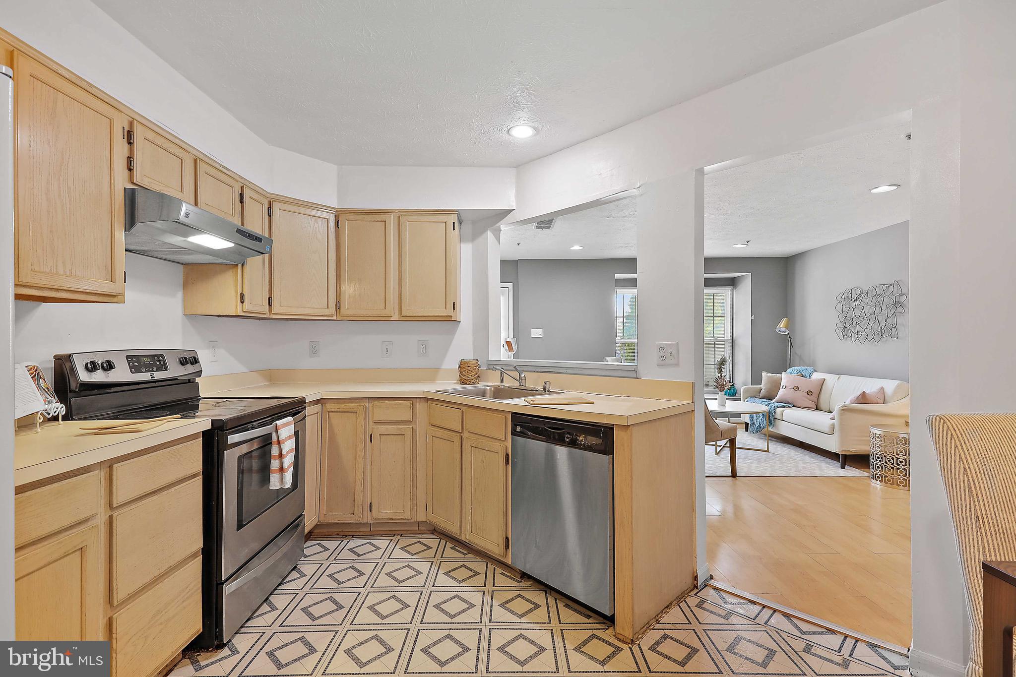 4232 Maple Path Circle, Unit 18 Nottingham, MD 21236 - Photo 7 of 24 Kitchen