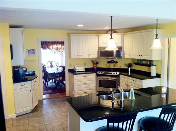 9 Van Street Worcester, MA 01602 - Photo 11 of 30 Gallery Image 11