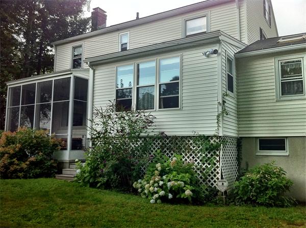 9 Van Street Worcester, MA 01602 - Photo 4 of 30 Gallery Image 4