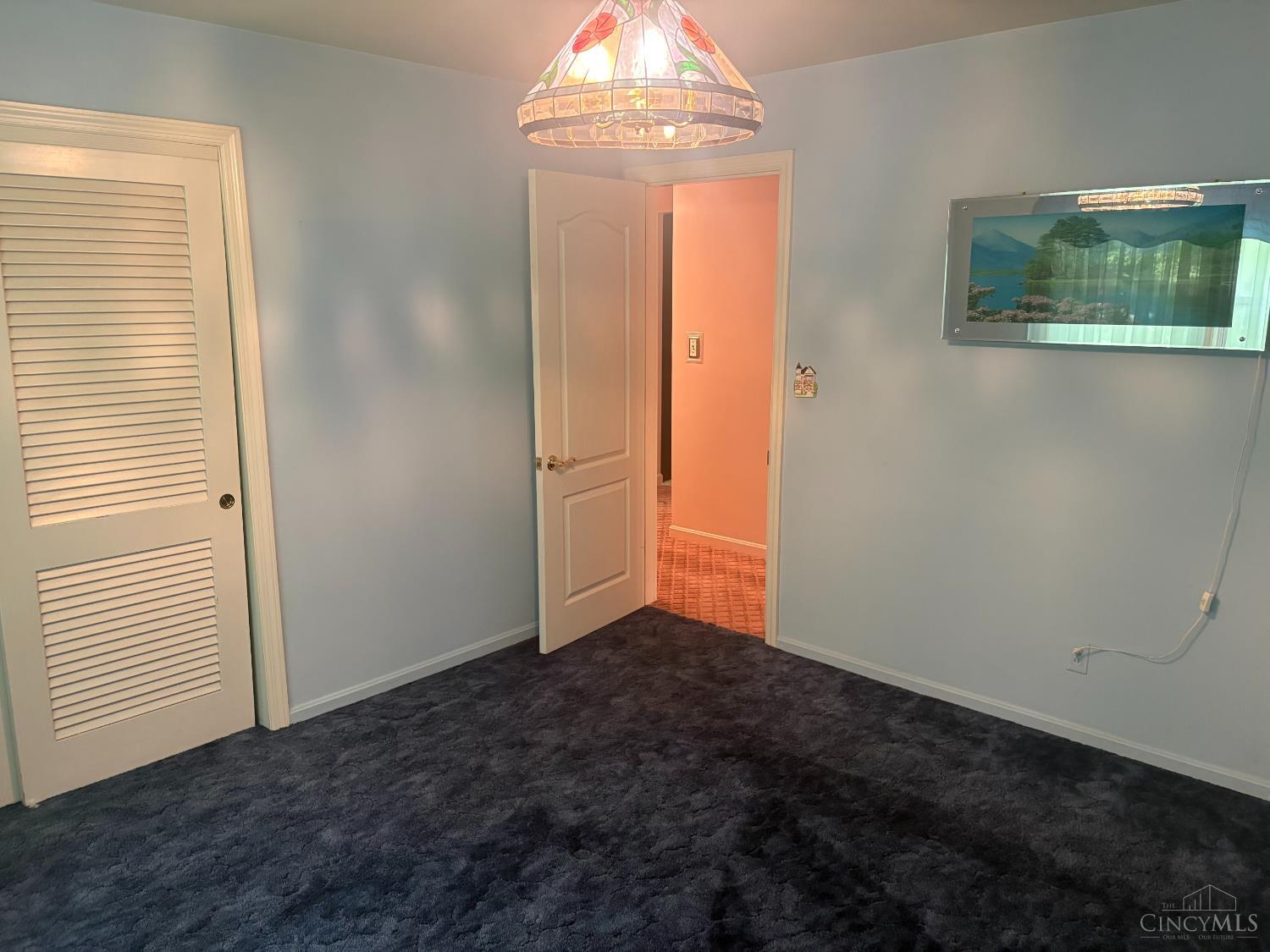 7755 Pfeiffer Road Montgomery, OH 45242 - Photo 21 of 29 Gallery Image 21