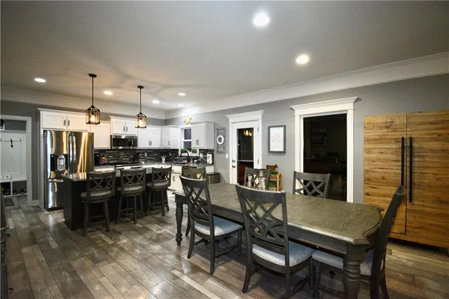 $600,000 | 2406 Northeast 158th Street, Smithville, MO 64089