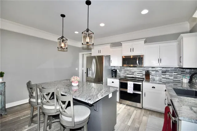 $600,000 | 2406 Northeast 158th Street, Smithville, MO 64089