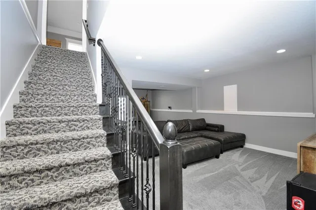 $600,000 | 2406 Northeast 158th Street, Smithville, MO 64089