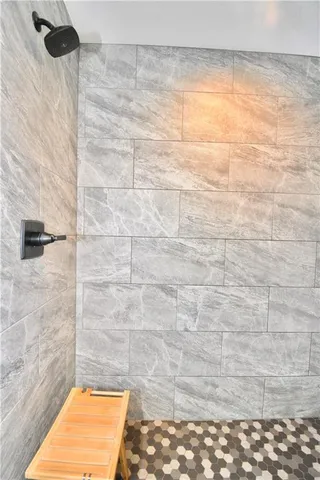 $600,000 | 2406 Northeast 158th Street, Smithville, MO 64089