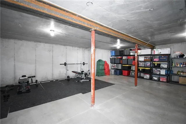 $600,000 | 2406 Northeast 158th Street, Smithville, MO 64089