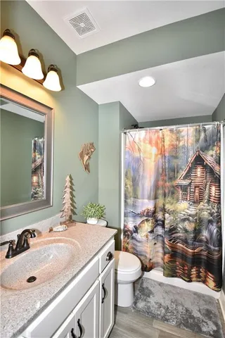 $600,000 | 2406 Northeast 158th Street, Smithville, MO 64089