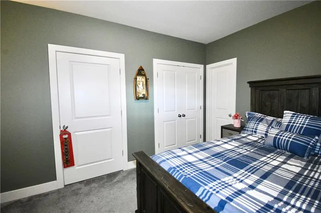 $600,000 | 2406 Northeast 158th Street, Smithville, MO 64089